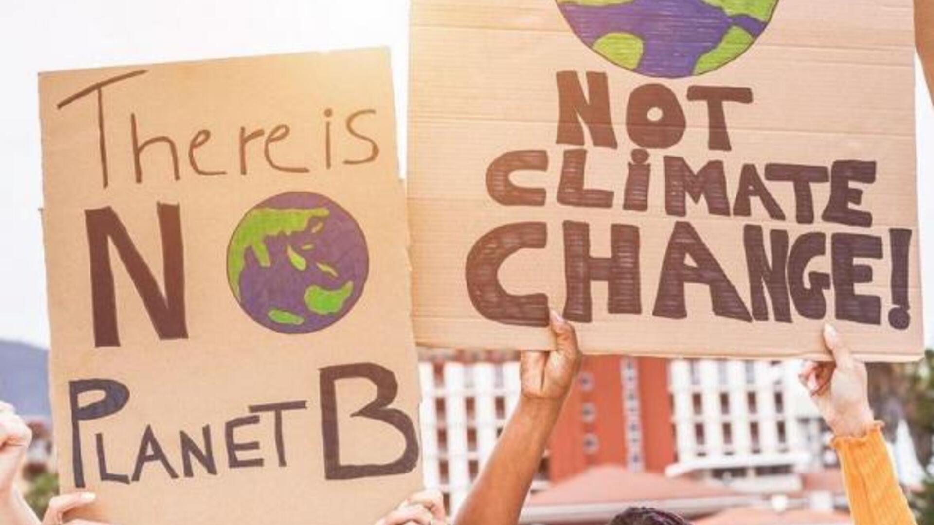 Klimaatprotest: There is no planet B. System change not climate change.